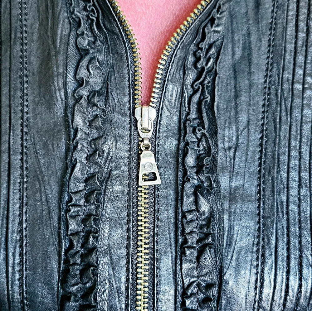 Danier Black Leather Bomber Jacket. Moto Jacket. - Picture 6 of 14